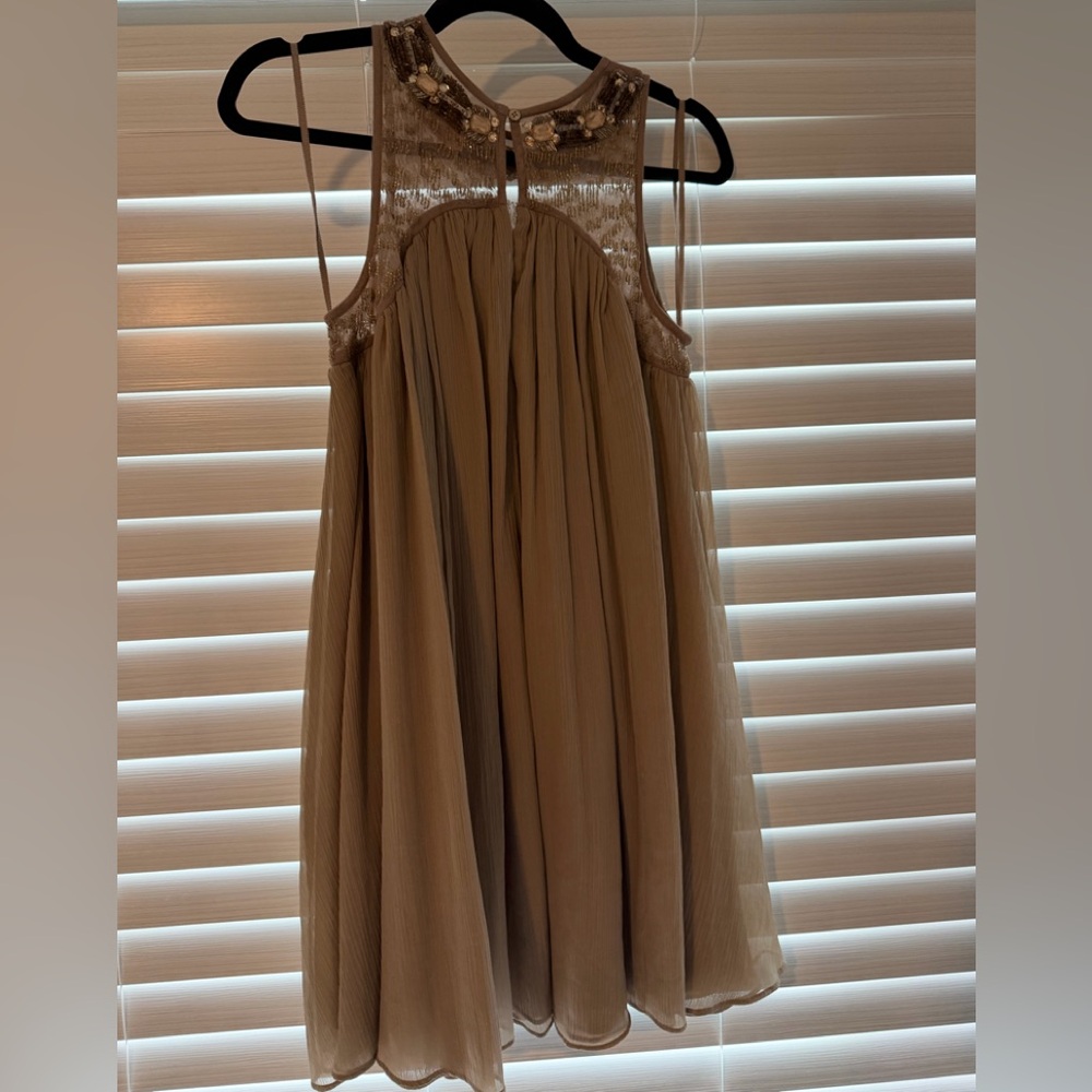 NWOT Anthropologie Sachin & Babi Embellished Tan Sleeveless Dress size 2 - Picture 6 of 6